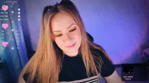 Snapshot of bellezza_ chatting on September 28, 5:25 am Your Annabelle Wolf  online show from September 28, 5:25 am