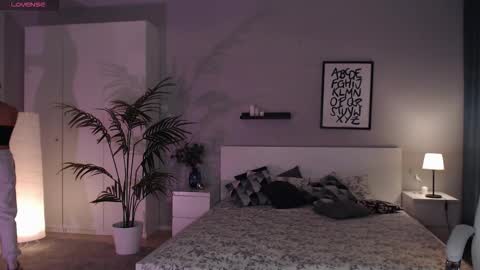 Bella online show from October 19, 1:07 am