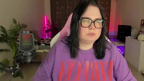 LinaBoo online show from October 10, 5:40 pm