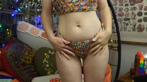 Snapshot of bendingofwillow chatting on October 25, 12:02 pm Willow online show from October 25, 12:02 pm