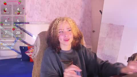 benny_wilson online show from December 16, 4:18 am