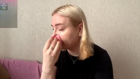 Anny online show from June 4, 11:47 am