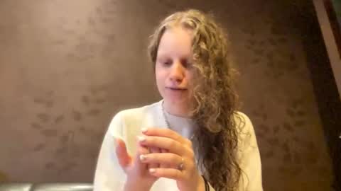 Sophia online show from October 15, 11:57 am