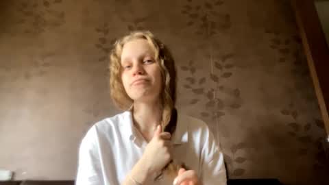 Sophia online show from October 3, 9:47 am