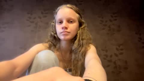 Sophia online show from September 25, 9:52 am