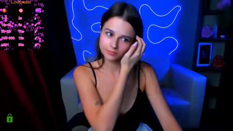 Snapshot of berry_alma chatting on September 12, 7:43 pm Alma online show from September 12, 7:43 pm