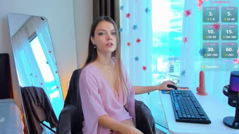 Snapshot of best_alice chatting on November 2, 12:47 am Alice online show from November 2, 12:47 am