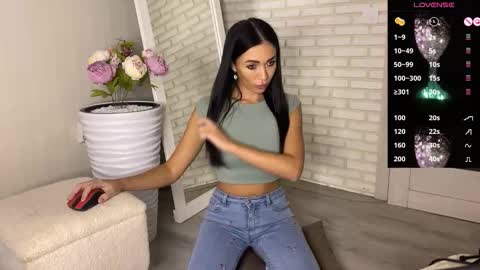 Teya online show from October 2, 2:11 pm