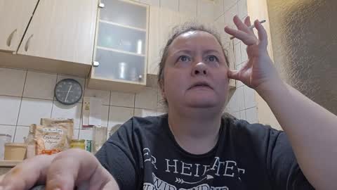 bethnorth online show from April 5, 2:43 am