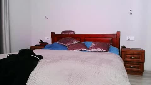 Snapshot of betty_sw chatting on September 18, 2:37 pm betty_sw online show from September 18, 2:37 pm