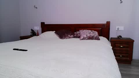 Snapshot of betty_sw chatting on October 28, 2:34 pm betty_sw online show from October 28, 2:34 pm