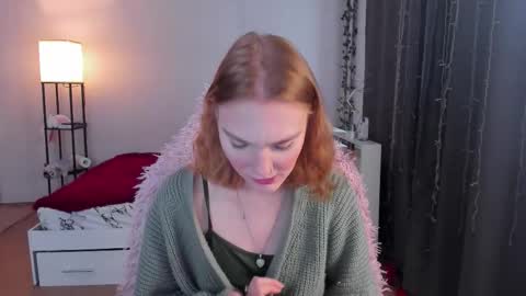 Snapshot of betty_witchy chatting on October 5, 2:38 am Dory make me happier online show from October 5, 2:38 am