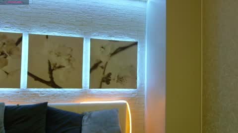 Betty online show from March 30, 8:30 pm