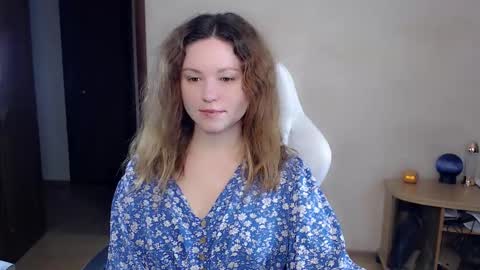 Betty online show from September 25, 9:34 pm