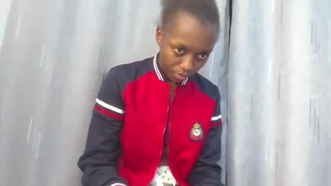 Snapshot of beverlyne5 chatting on October 1, 1:32 am beverly online show from October 1, 1:32 am