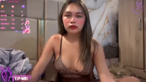 MAXINE online show from April 25, 10:07 am