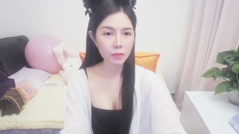 bhzhenyueyan online show from May 30, 4:04 pm
