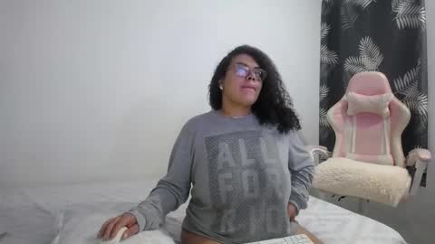 Bianca Tuesday to Sunday from 2am to 6am UTC-5 online show from January 13, 9:13 am