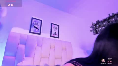 Snapshot of bianca_zaens1 chatting on February 26, 7:29 pm  B I A N C A  online show from February 26, 7:29 pm