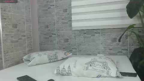 Bianca Montiel online show from July 27, 9:01 pm