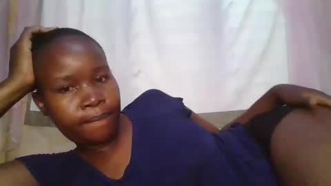 Snapshot of big_diva chatting on February 3, 6:02 am big_diva online show from February 3, 6:02 am