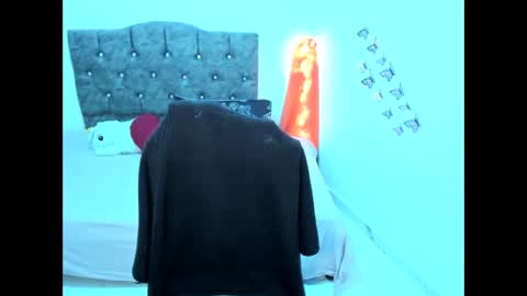 emilia online show from October 11, 12:48 am