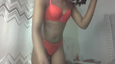 Snapshot of bigbaby004 chatting on October 6, 10:14 pm bigbaby004 online show from October 6, 10:14 pm