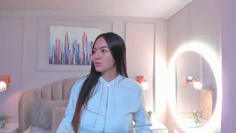   online show from January 24, 10:11 am