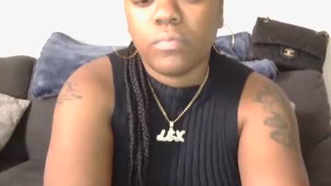 bigbootibambii online show from January 7, 8:23 pm