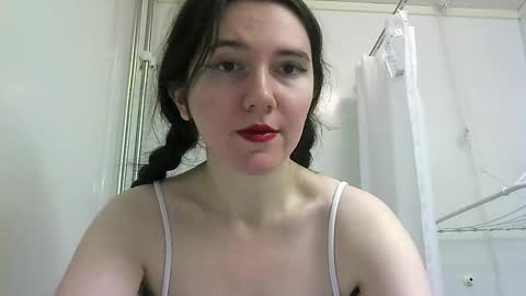 Snapshot of bigbootybunny chatting on October 19, 2:35 am Isabella online show from October 19, 2:35 am