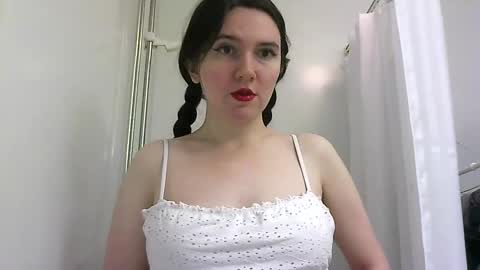 Snapshot of bigbootybunny chatting on October 16, 11:51 pm Isabella online show from October 16, 11:51 pm