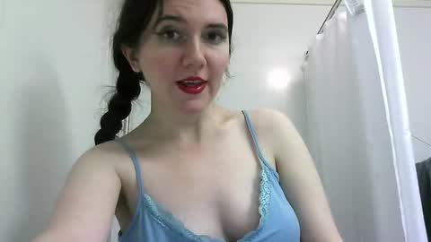 Snapshot of bigbootybunny chatting on October 24, 7:15 am Isabella online show from October 24, 7:15 am