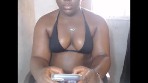 Snapshot of biggybudy chatting on October 18, 8:06 am biggybudy online show from October 18, 8:06 am