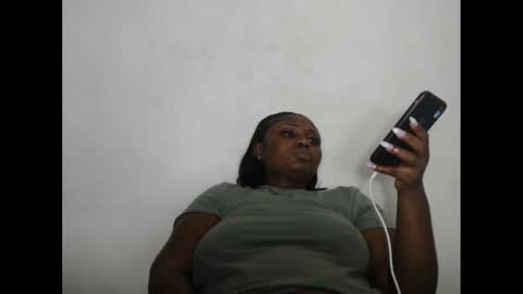 Snapshot of biggybudy chatting on December 19, 8:34 pm biggybudy online show from December 19, 8:34 pm