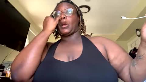 bigkittyraven online show from February 24, 5:11 pm