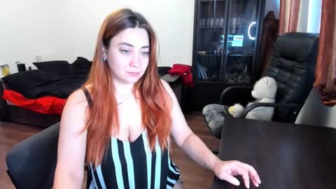 Julia online show from December 16, 6:21 am