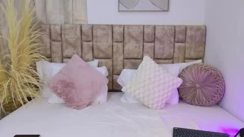   online show from September 19, 11:26 pm