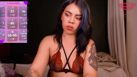 biigbooty_ online show from March 6, 5:02 am