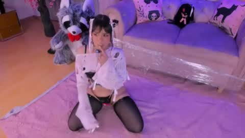 Biizzy online show from April 13, 2:18 pm