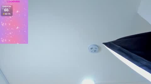 Snapshot of bilie_rouse1 chatting on March 12, 3:02 am Bilie online show from March 12, 3:02 am