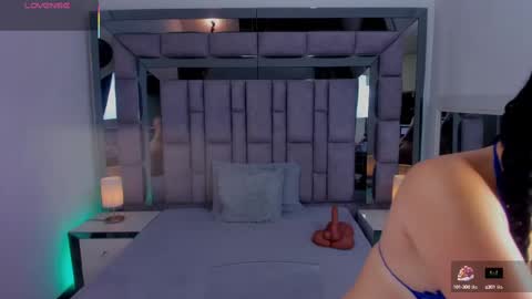 Snapshot of bilie_rouse1 chatting on October 15, 11:24 am Bilie online show from October 15, 11:24 am