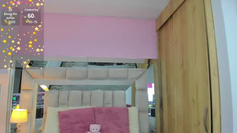 Snapshot of bilie_rouse1 chatting on February 5, 3:02 am Bilie online show from February 5, 3:02 am