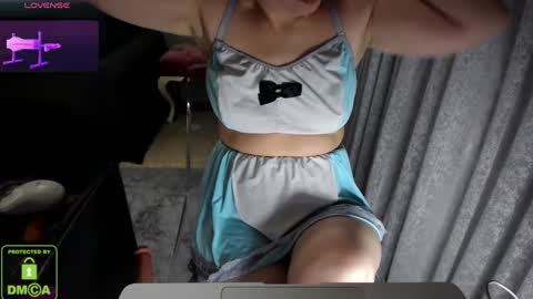Snapshot of bisexyeliz35 chatting on December 29, 10:14 pm bisex woman online show from December 29, 10:14 pm