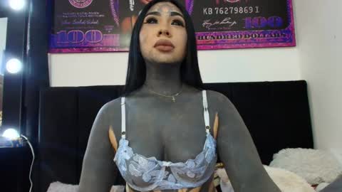 karenth soto online show from May 15, 10:34 pm