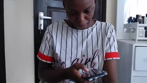 black ghodess online show from February 22, 5:44 am