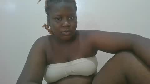 Snapshot of black_goddess200 chatting on March 10, 5:54 am black_goddess200 online show from March 10, 5:54 am