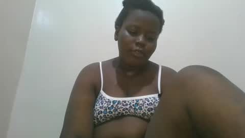 Snapshot of black_goddess200 chatting on January 31, 7:39 am black_goddess200 online show from January 31, 7:39 am
