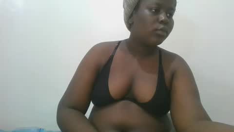 Snapshot of black_goddess200 chatting on February 23, 4:55 am black_goddess200 online show from February 23, 4:55 am