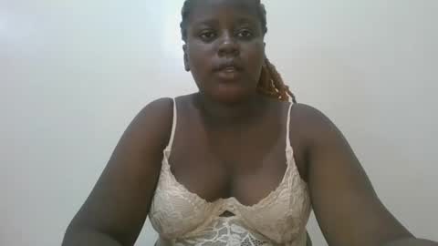 Snapshot of black_goddess200 chatting on March 11, 6:19 am black_goddess200 online show from March 11, 6:19 am