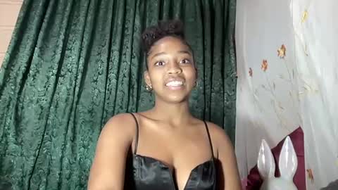 Snapshot of black_hot2024 chatting on January 7, 11:56 pm MORENITA ISA online show from January 7, 11:56 pm